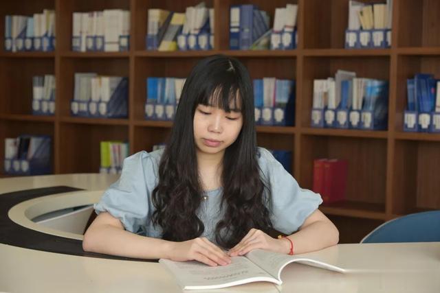 黄浦|选择“太阳底下最光辉的职业”，他们从黄浦启航！