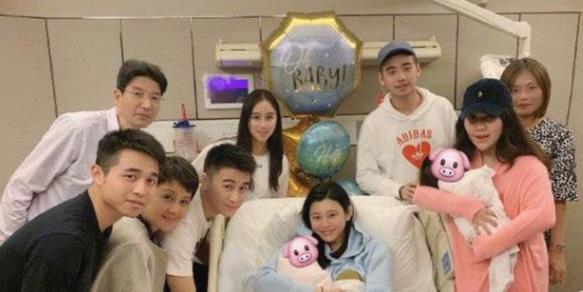 何超盈|五百万彩礼换14亿陪嫁,帅小伙迎娶180斤何超盈,女方还年长八岁