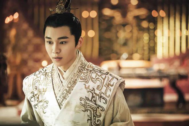 娱乐圈|娱乐圈隐藏的八大“关系户”,拼家世、潜规则上位,可惜全哑火了