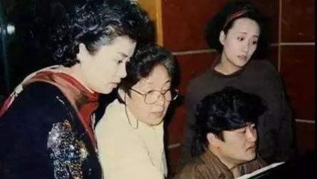 那英|“女老炮儿”的瓜！为前国脚生子却没名分，闪嫁富豪成女王