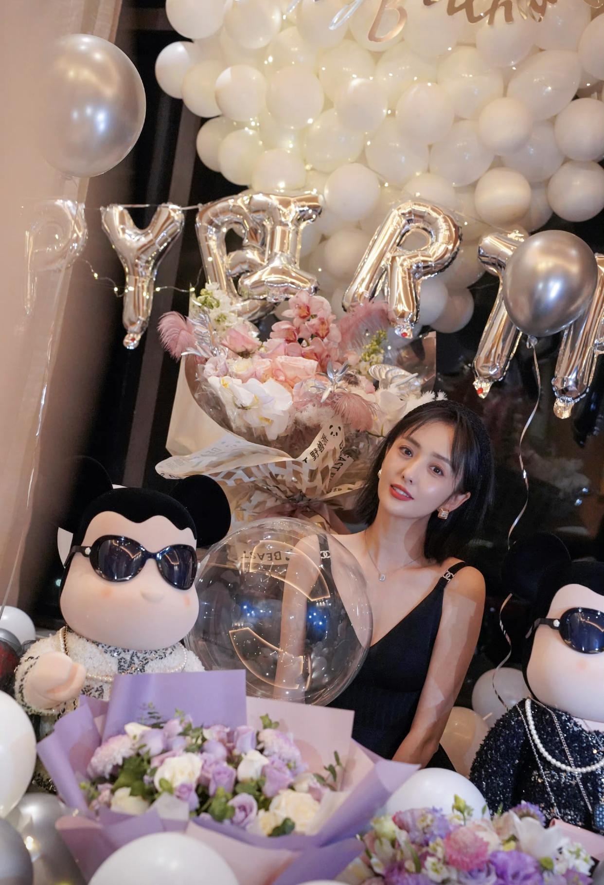 陈思诚|44岁陈思诚为前妻庆生！晒佟丽娅睡衣照显亲密，离婚后还是好朋友