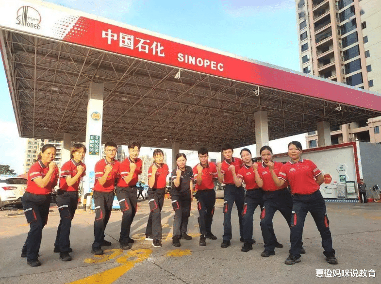 大学生|中国烟草招聘人才，年薪高达“6位数”，优先录用三类大学生