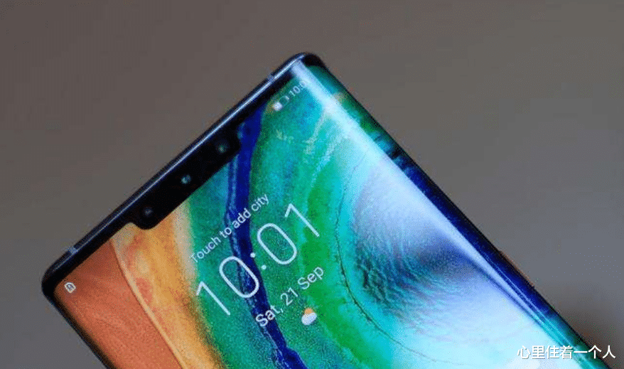 曲面屏|你觉得手机曲面屏和直屏哪个好用,买手机的时候该怎么选择?