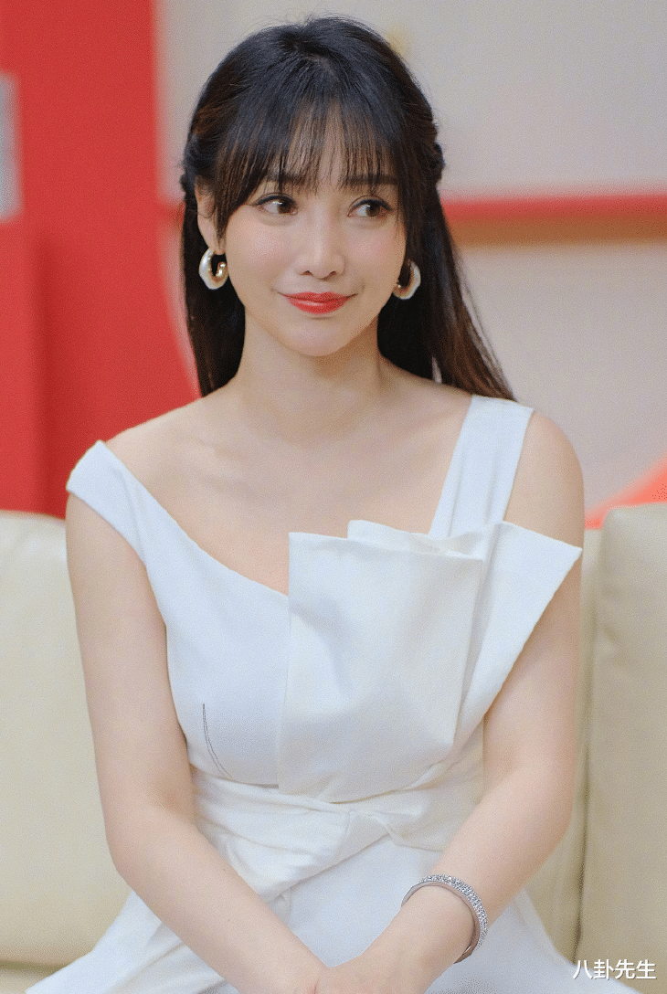 林允|《梦华录》八大主演旧照：徐海乔变化最大，“杜长风”曾撞脸杜江