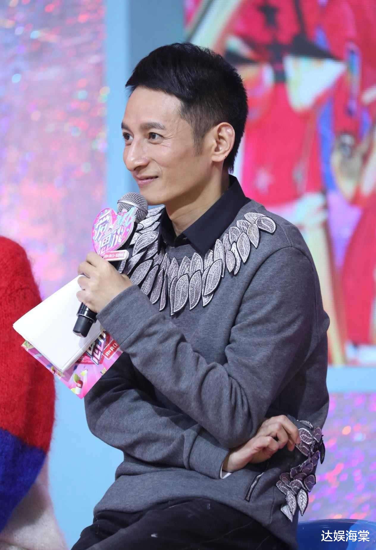 李维嘉|李维嘉已离职？芒果官方网站已将他除名，粉丝喊话劝他不要隐退！