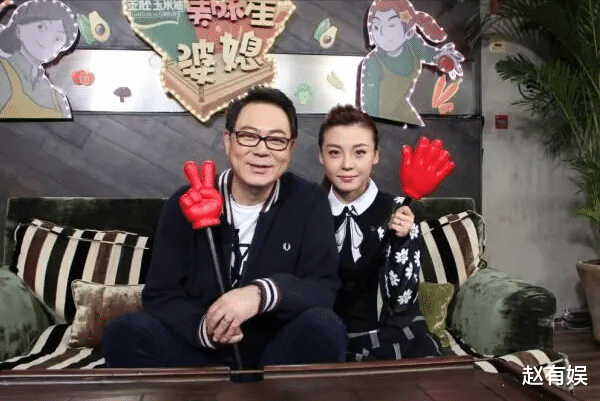 高亚麟|嫁大11岁丈夫高亚麟，恩爱14年零绯闻，时玮的婚姻无子也幸福