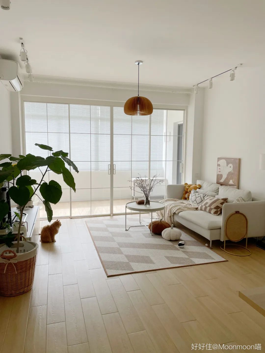 小客厅如何显大?她家简直是小户型教科书