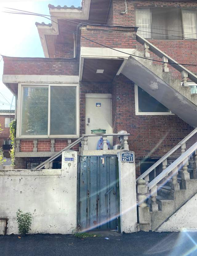 城中村42㎡老破小,花3千改造好,全屋温馨又治愈,特别是客厅