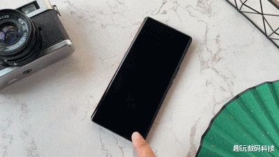 英伟达|iQOO 9 Pro搭载独显芯片Pro!屏幕效果超细腻,全面提升视觉观感