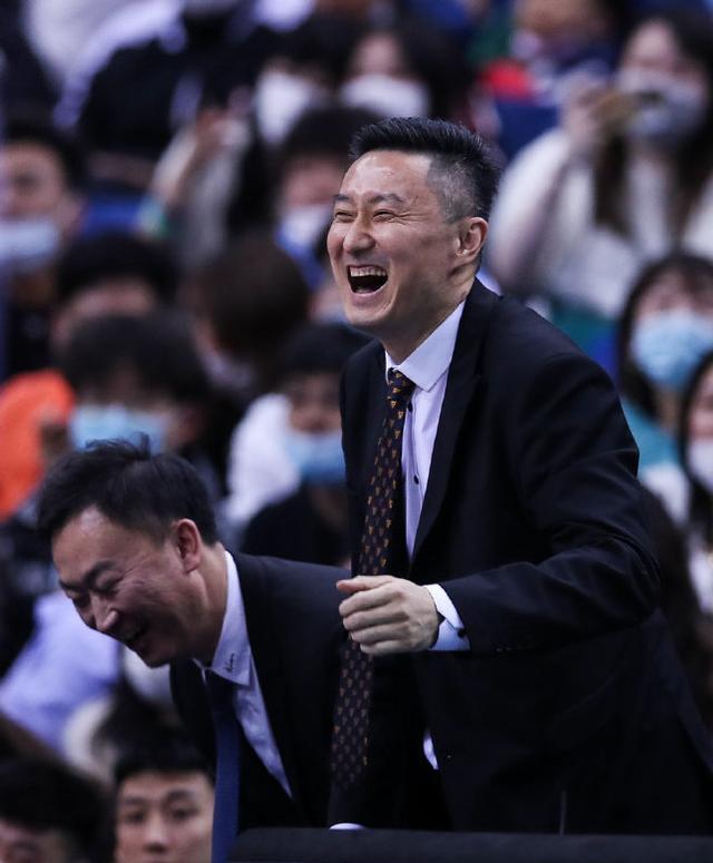 天津男篮|2-0！广东6人得分上双大获全胜8强打浙江队天津队惨遭横扫一轮游