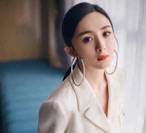 发型 贴头皮是检验女明星的唯一法宝，敢梳这个发型，都是真美人！