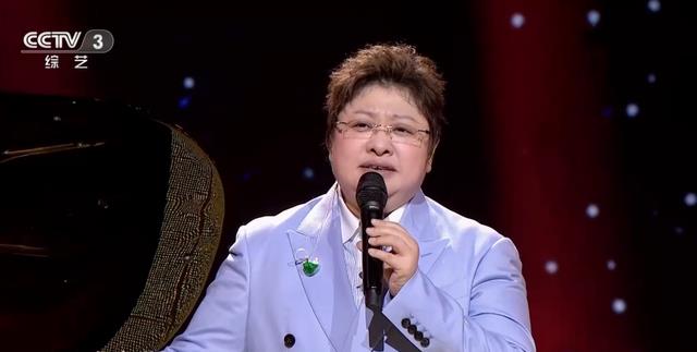 任鲁豫|《我要上春晚》主持人完成调整,任鲁豫为何被弃用?