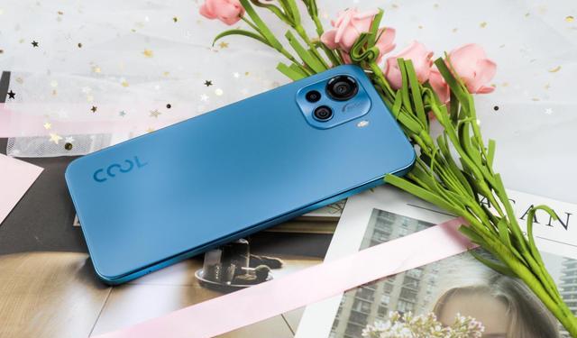 |酷派很有干劲，5900mAh大电池千元机，配天玑920，没有高价