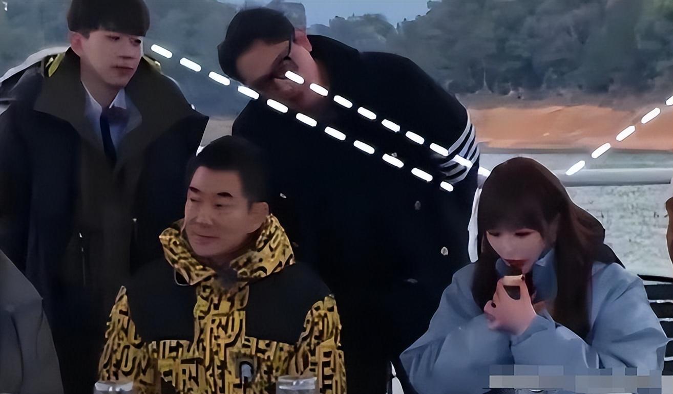 张云雷|一夫多妻、爹味低俗，娱乐圈“好男人”的假面终于被撕开