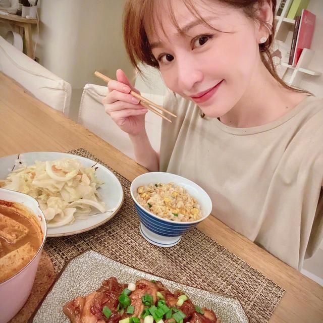 王心凌|39岁王心凌晒出台北的家:全屋虽不豪华,但却没有丝毫俗气,喜欢