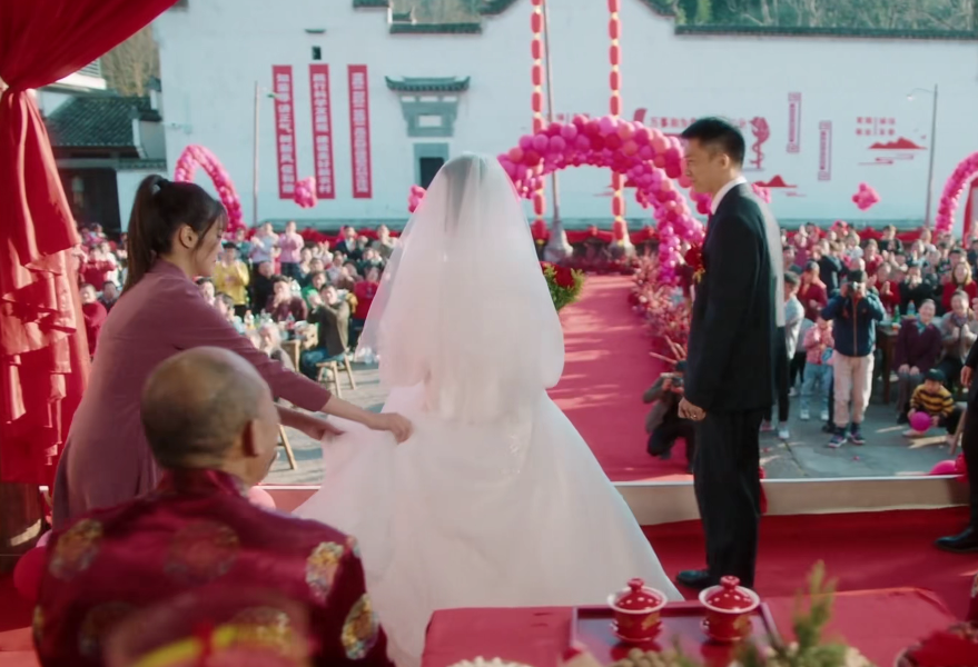 赵丽颖|才播2集，收视率破1，赵丽颖令观众成功入坑，农村剧有天花板了？