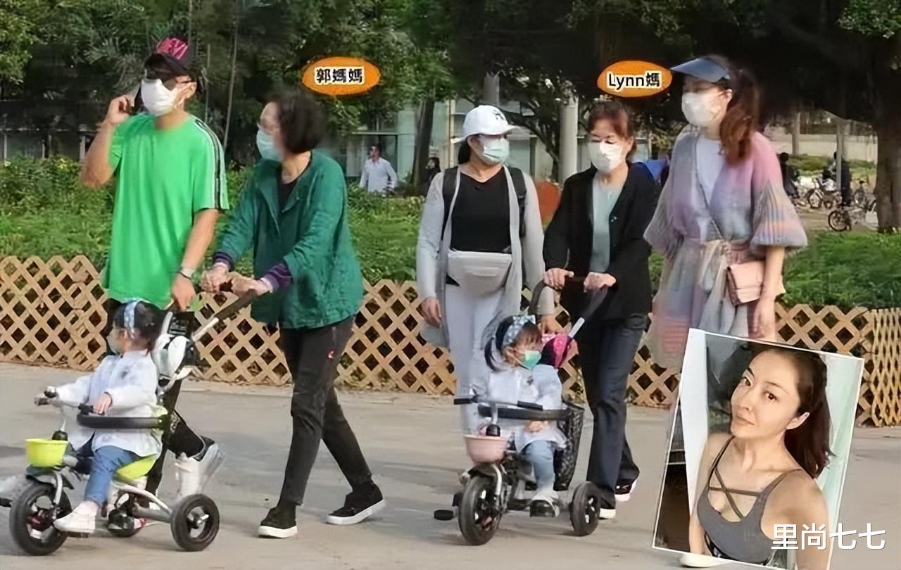 熊黛林祖孙三代游玩，她打扮时髦还像单身，娘家妈朴素婆婆阔气