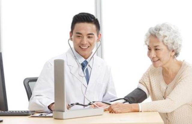 体检|体检报告上一页异常很害怕?医生:这4种压根不算,尽管放宽心!