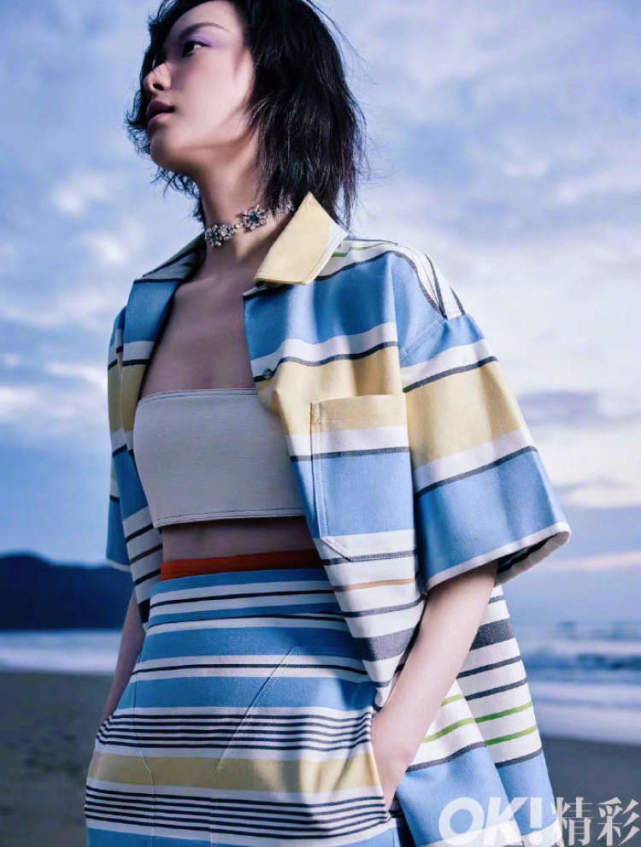 倪妮|倪妮晒出《OK！精彩》三月刊封面大片，延续性感依旧，展露腹肌