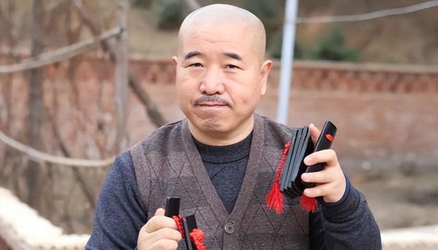 王小利|“刘能”王小利回应耍大牌,承认违章停车,却称是银行方授意的