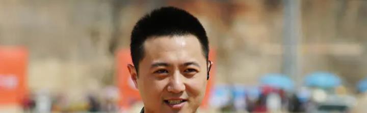 谢东|谢东：被传是侯宝林第四子，王朔下注100万，喊话侯耀华验其真身