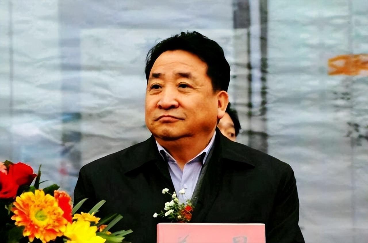 相声|完全退下来后,的姜昆,在相声圈,能得到晚年,常宝华那样的礼遇吗?