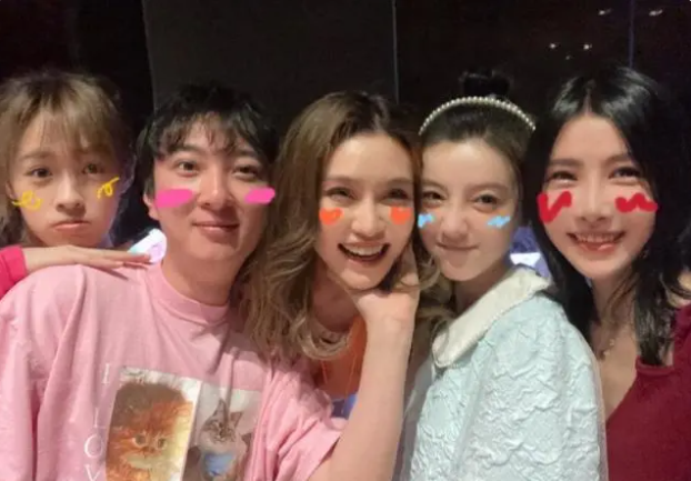 王思聪|王思聪与众富豪打麻将,曝流水巨大疑超过千万