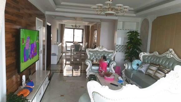 首付48万,装修费50万,第一次见比买房贵的装修,确实高档奢华