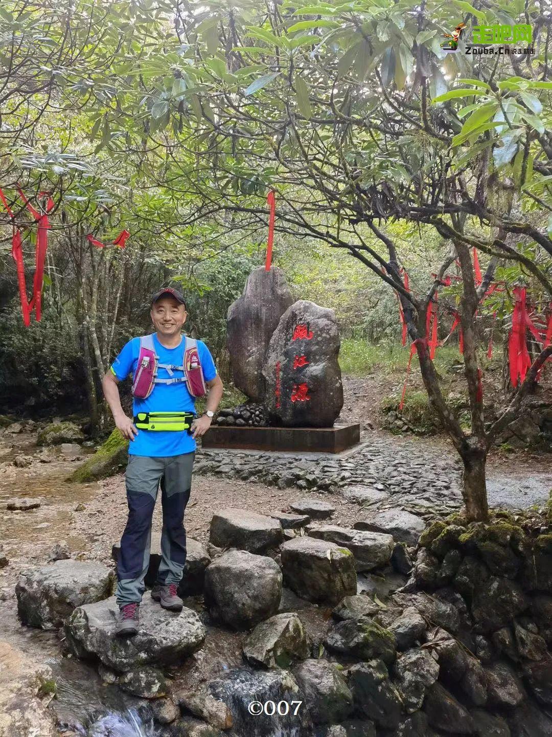 庐山|他16岁白手起家，立下十一个“亿”的目标，50岁成为走遍全国5A景区第一人