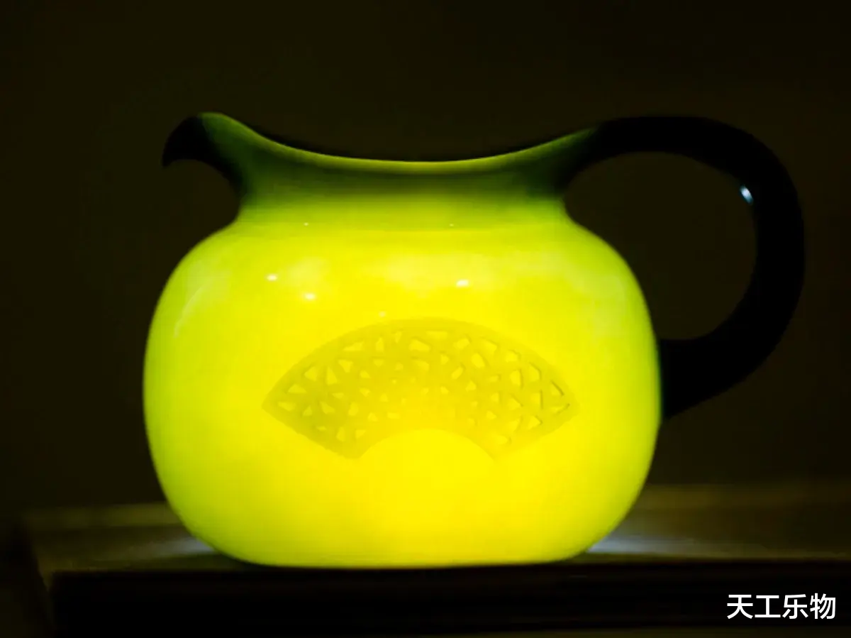 |透的好还是不透的好？解密和田玉的透光性之谜！