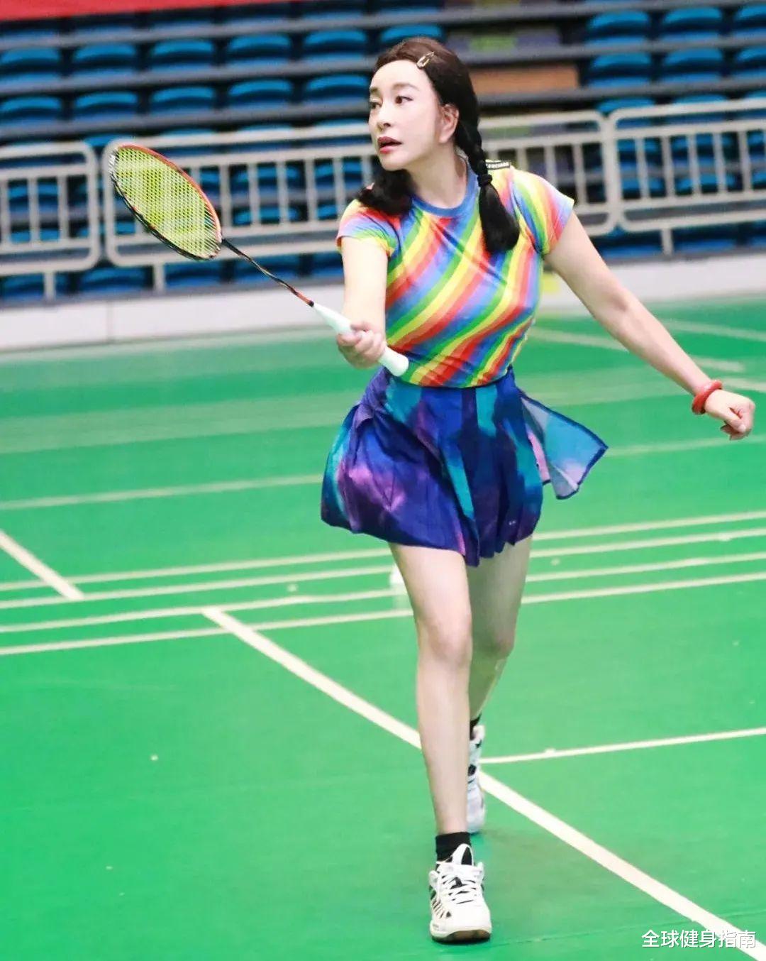 减脂|70岁的刘晓庆照片曝光，果然肌肉是最好的“保养品”