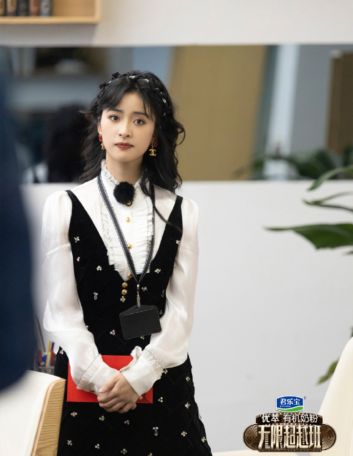 黄磊|《无限超越班》开播,惠英红的点评一针见血,多少演员都被打脸了