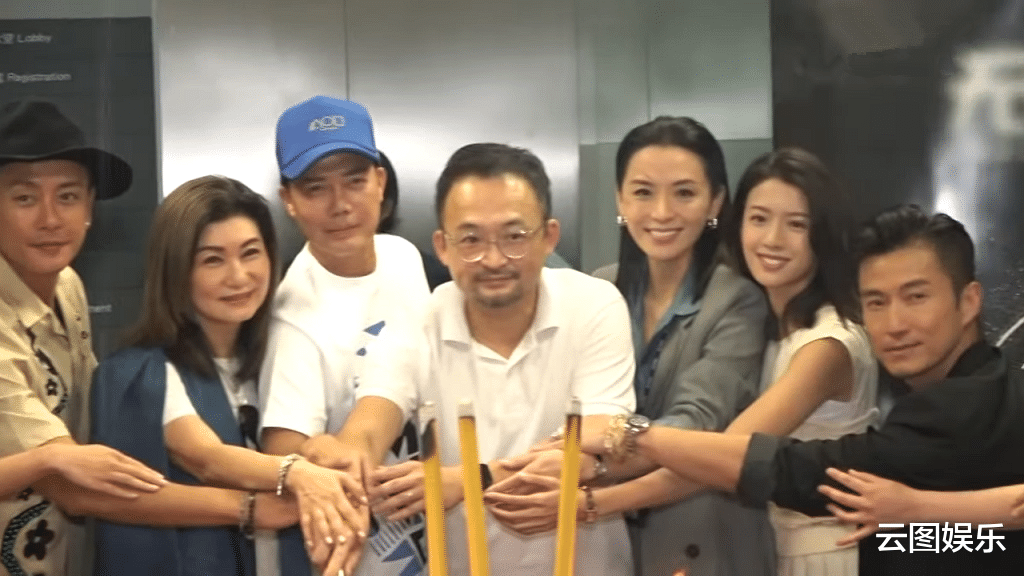 黄宗泽|黄宗泽被无人机砸中怕毁容！已买保险保额过千万，所幸伤势不严重