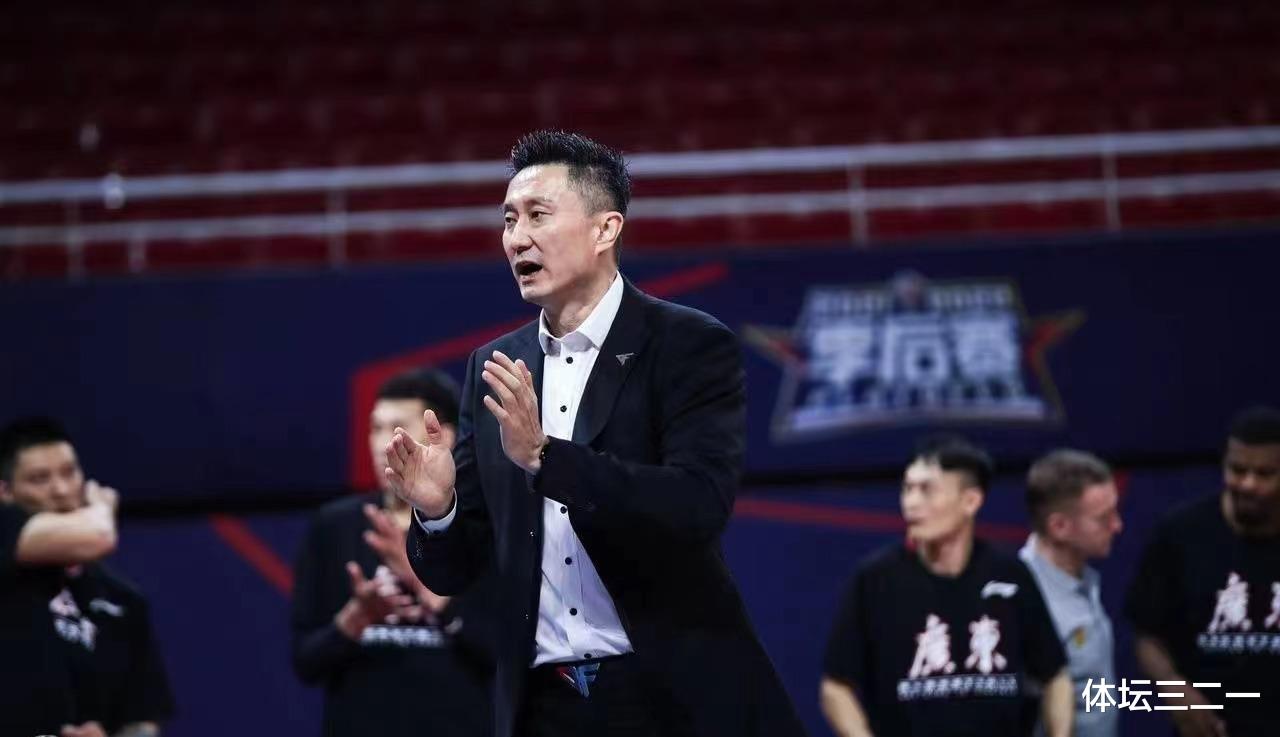 广东男篮|辽宁两大优势尽显，广东命悬一线！易建联独木难支，杜锋江郎才尽