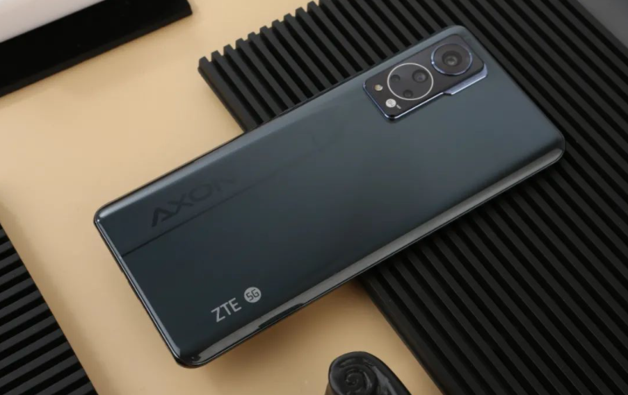 摄像头|屏下摄像头旗舰价格松动,骁龙870+55W快充,跌至1858元