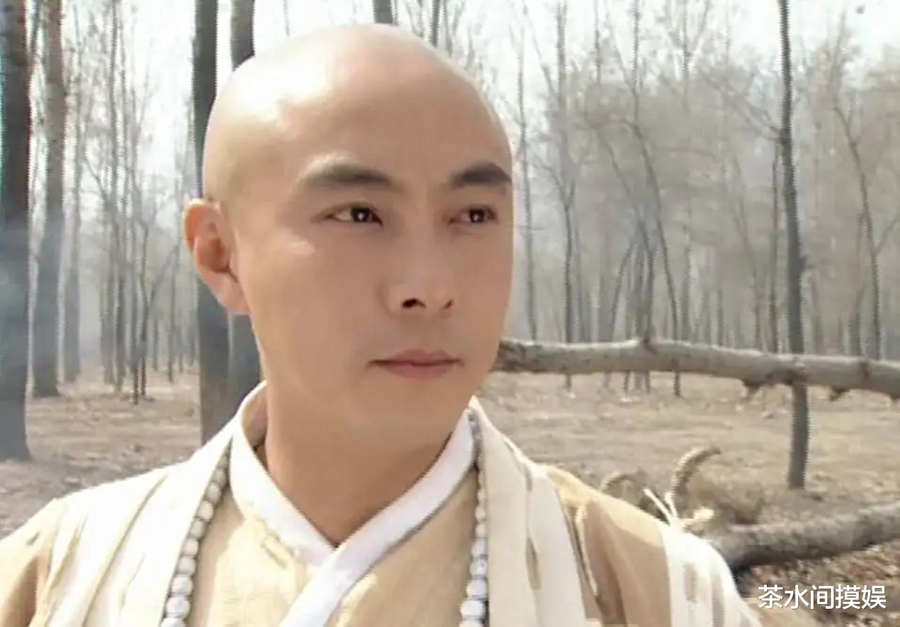 吴京|同是演和尚，怎么有人“人间真实”，有人却长发胡茬一个也不落？