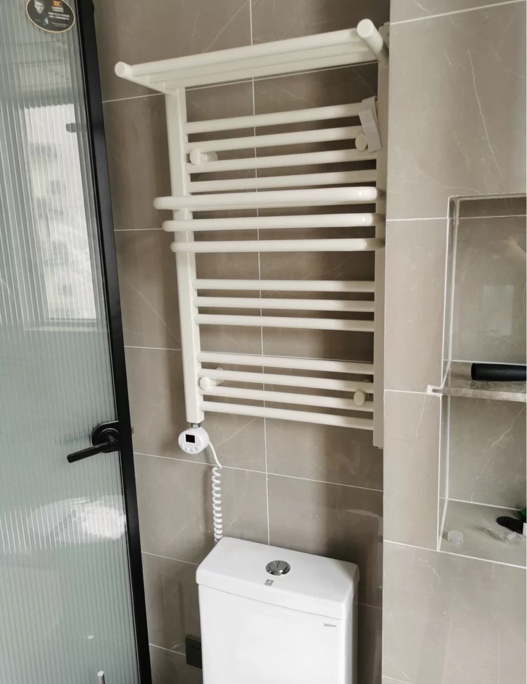 若不差这点钱,卫生间添置了4个“高级货”,干干净净、整整齐齐