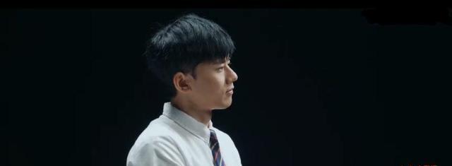 跨年|跨年“忙人”多，周深成香饽饽、张杰两边倒，湖南卫视演员非常多