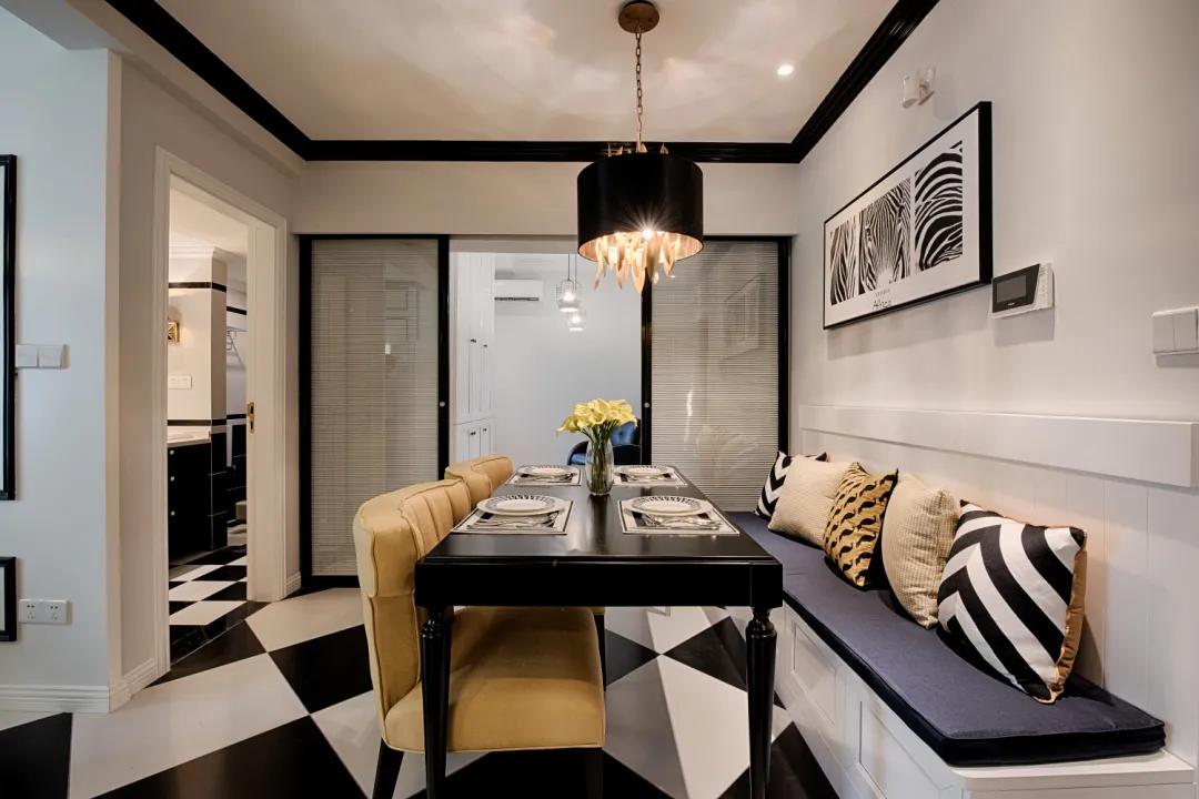 卡座这样设计,小户型也能装出大空间!