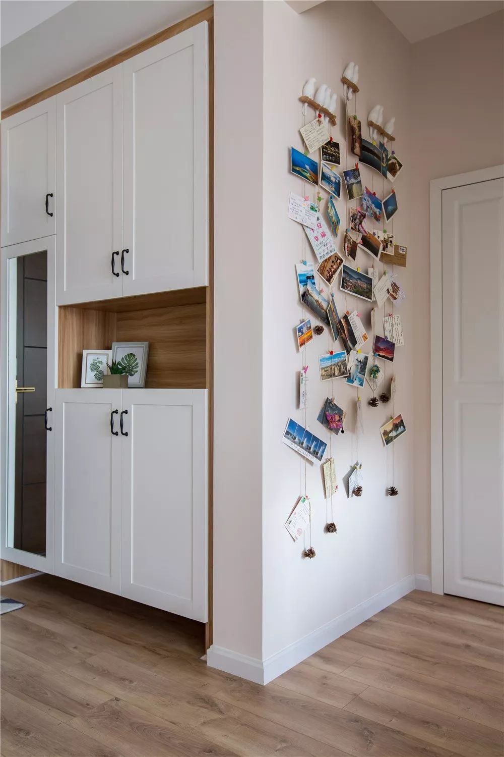 装修要会抓重点!玄关柜加上这些细节设计,绝对出彩又实用