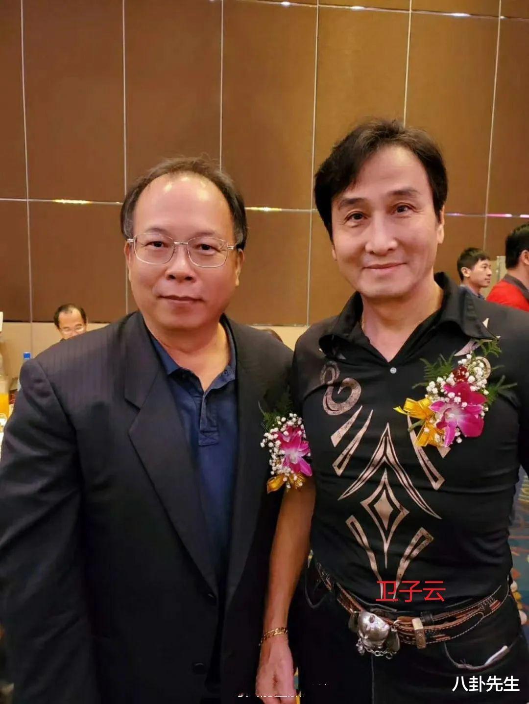 卫子云|77岁“小李飞刀”卫子云跟李立群聚会,保养得像50岁,已无戏可拍