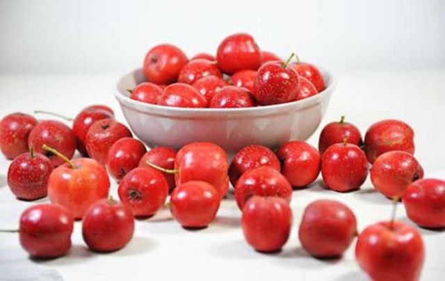 黄瓜 山楂和它们搭配，每天泡水喝，不仅能变瘦，还能变美