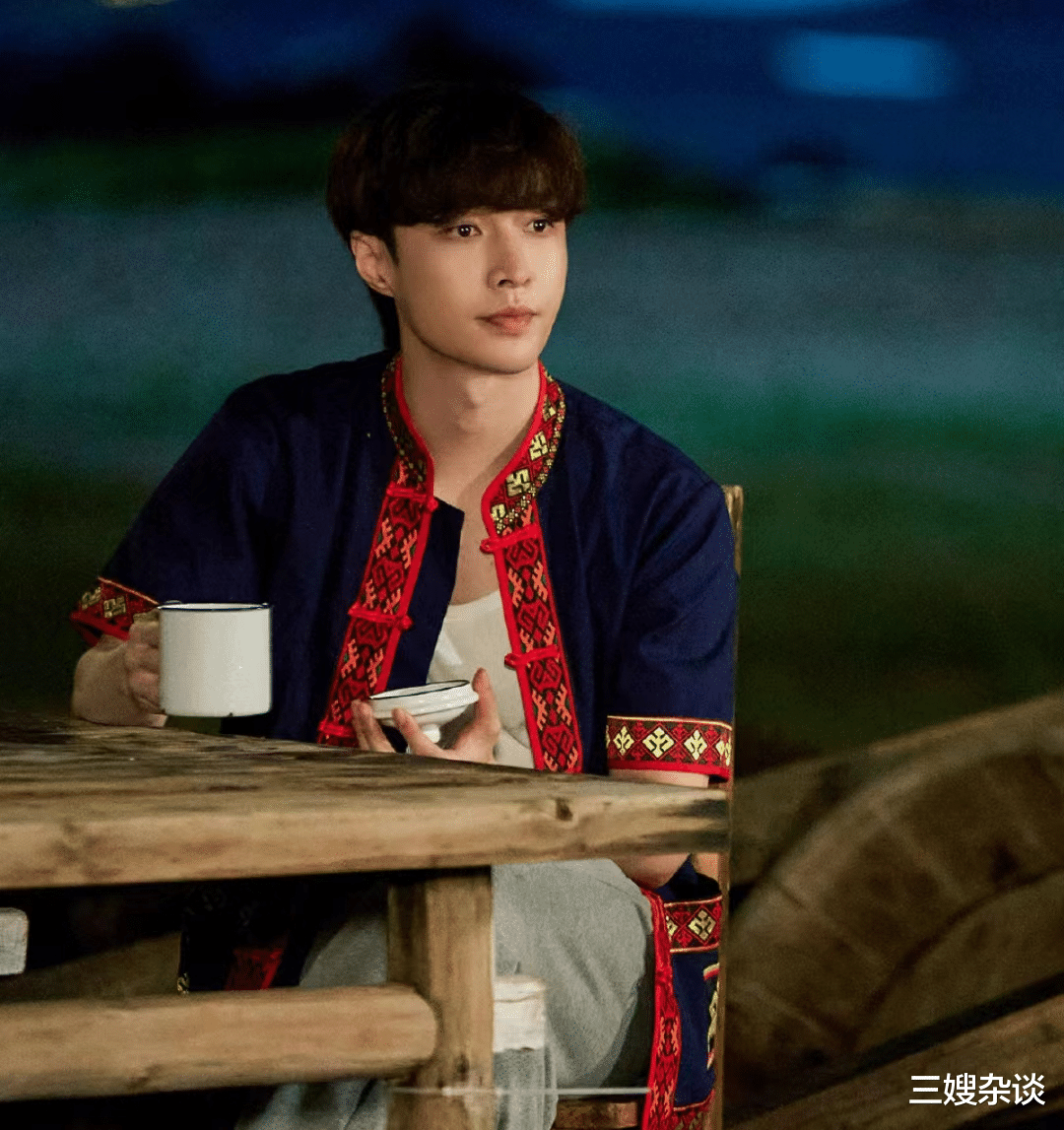 张艺兴|张艺兴对着大海说梦想带领华语音乐走向世界,看他如何回复挑刺