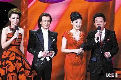 安眠书店|一代国民女神,从春晚消失了