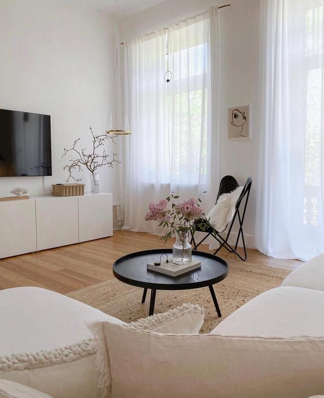 看了她家,才知道什么叫温柔精致,一个客厅就把我迷住,美很简单