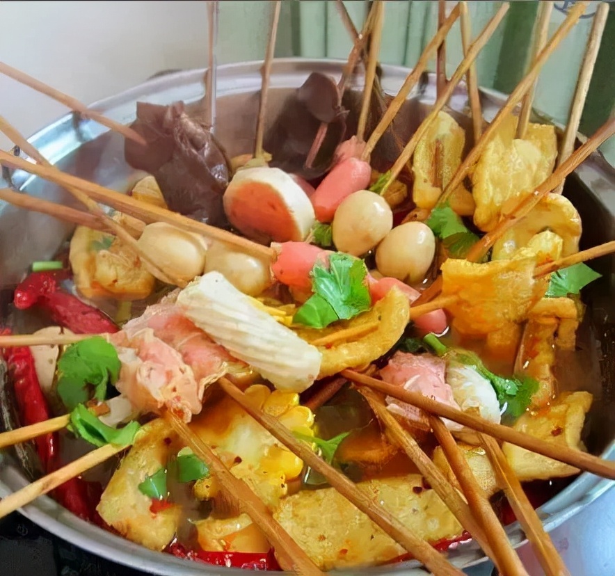 食材|简单又好吃的4种麻辣烫的做法及配方,让你一次吃过瘾!