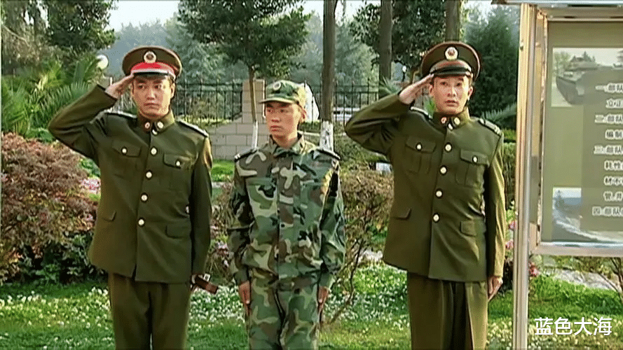 士兵突击|王宝强拒演，李晨险些丧命，《士兵突击》如何成为“军旅片之王”