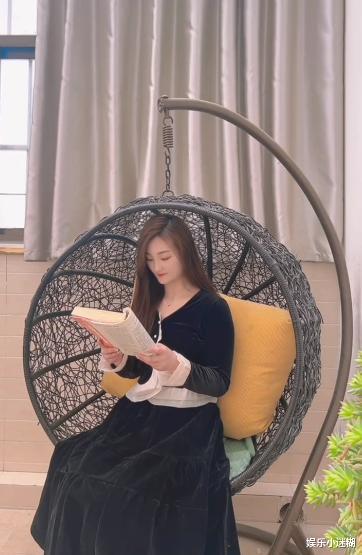 陈亚男|陈亚男立新人设！清空账号重新开始，网友：受高人指点