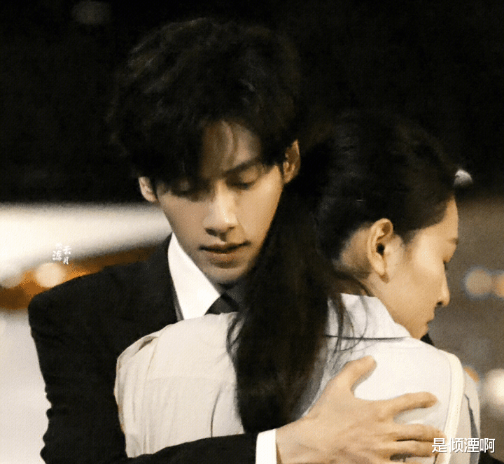 吴倩|罗云熙新剧《追光者》将定档！和吴倩再演情侣，造型梦回何以琛！