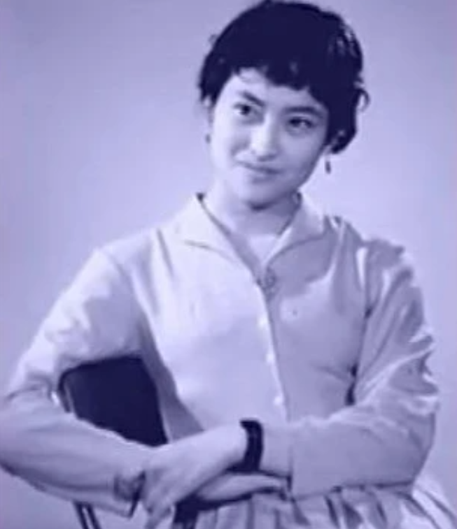 许娣|老戏骨许娣：与初恋恩爱40年生一子，62岁大器晚成，收入全给丈夫